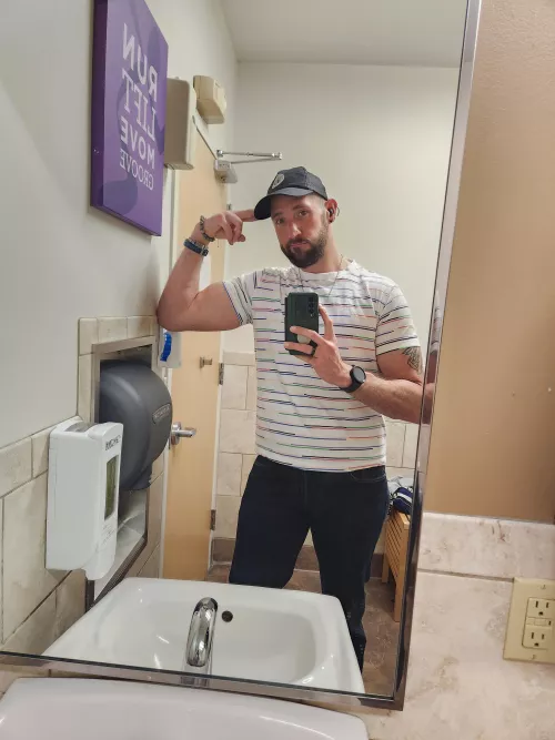 when ya not feeling it.... but that low key flex game is strong for a Wednesday.