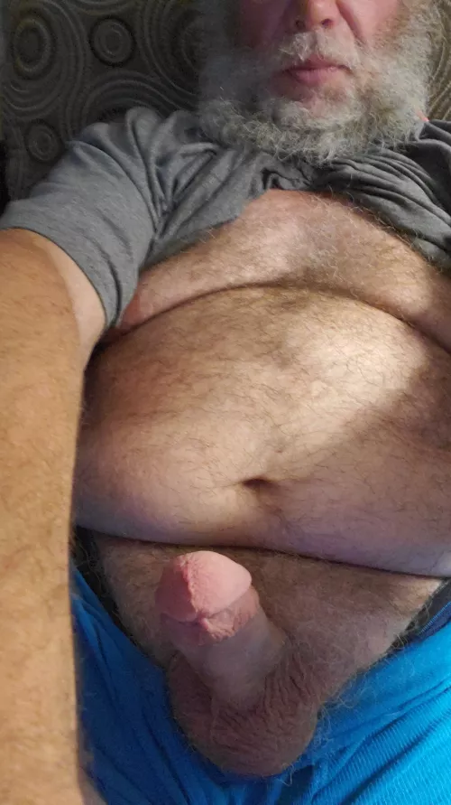 who would like to sit on my lap for a bedtime story?