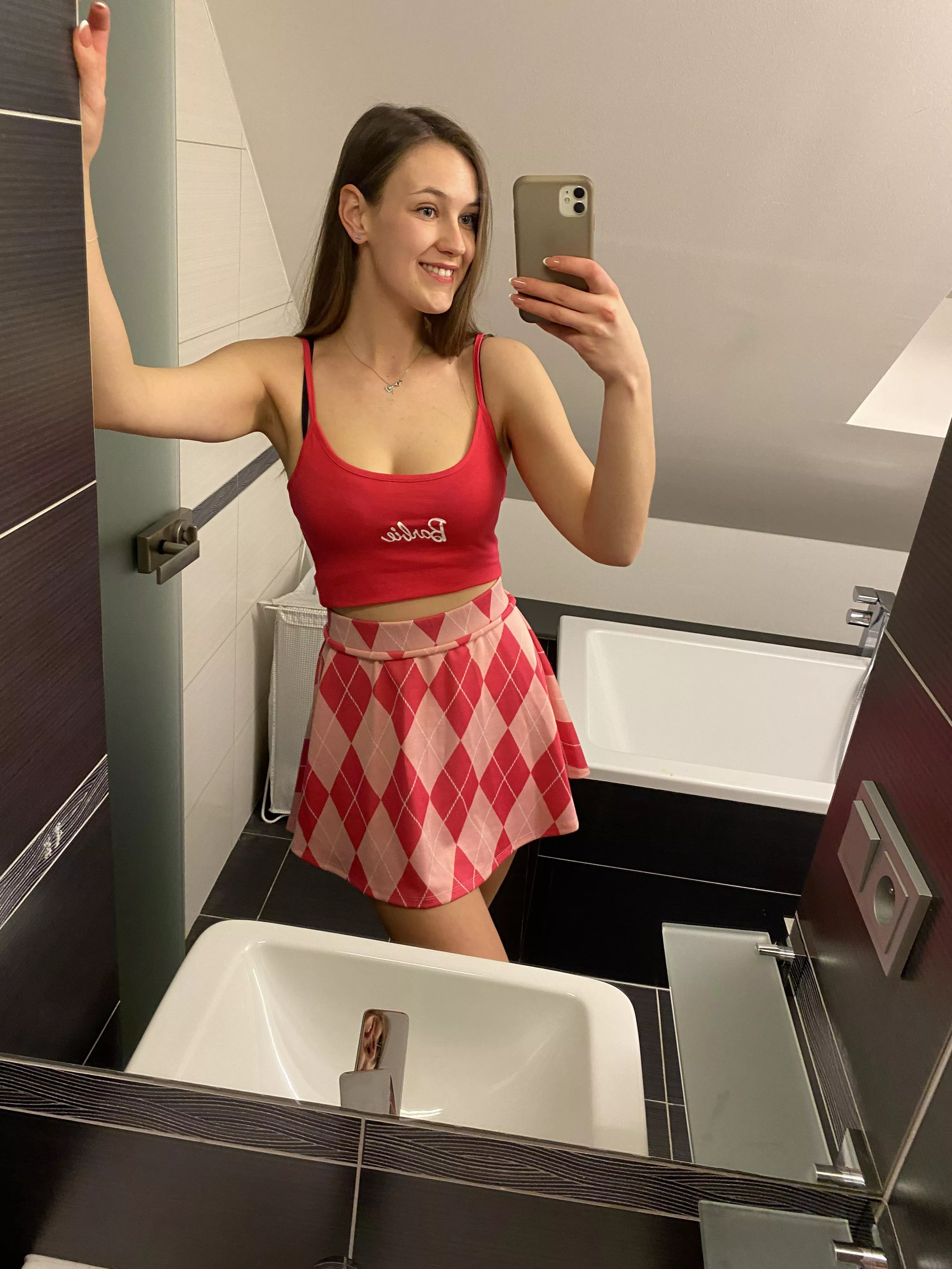 Would make my day if at least one person like my outfit