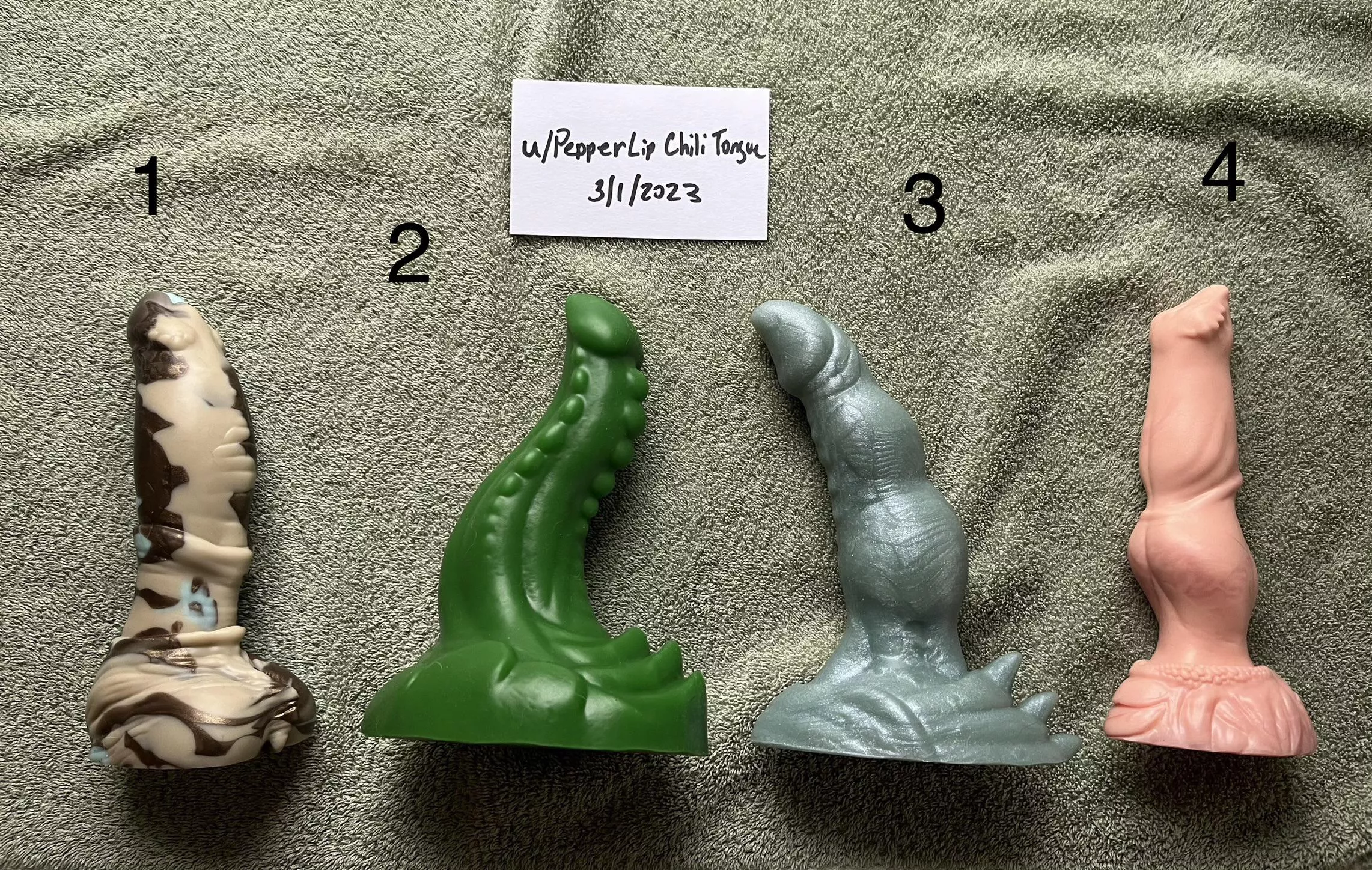 WTS Medium Bad Dragon Bundle (USA)