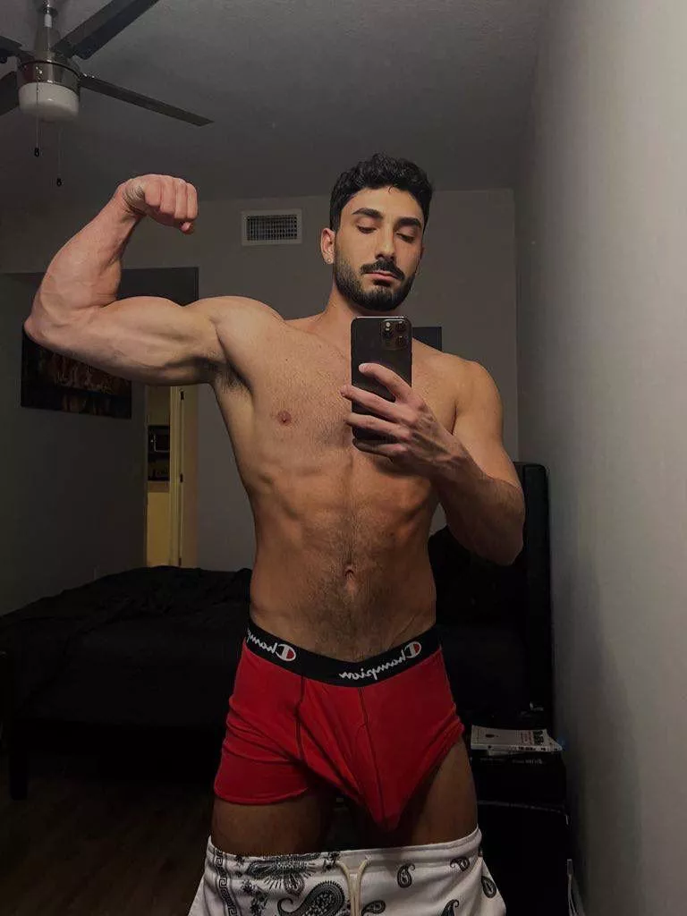 [23] come get naughty with me