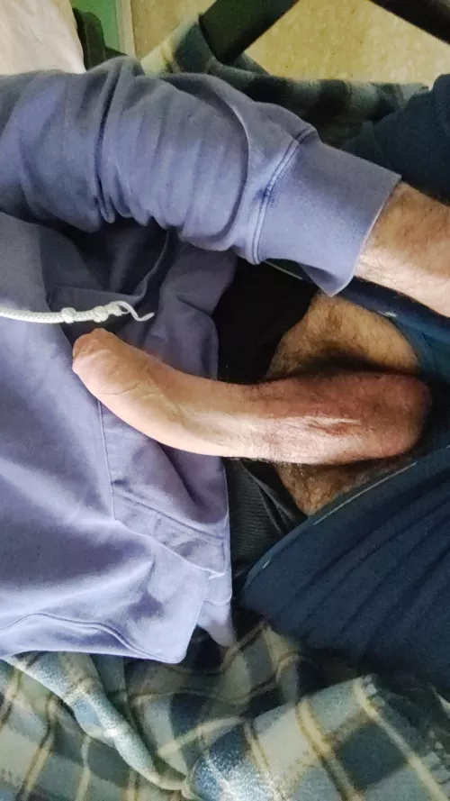 27 looking for femboys with Bubble ass. Dm for snap