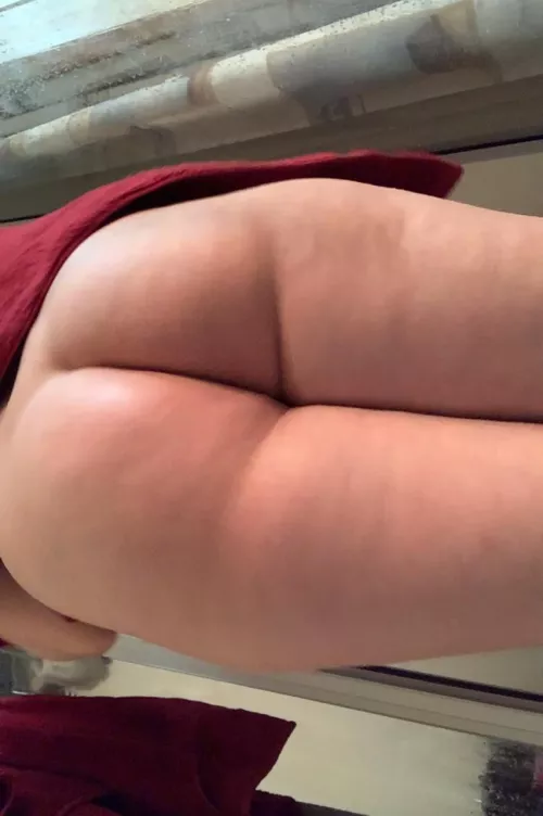 Anyone else craving a midnight snack? (F)