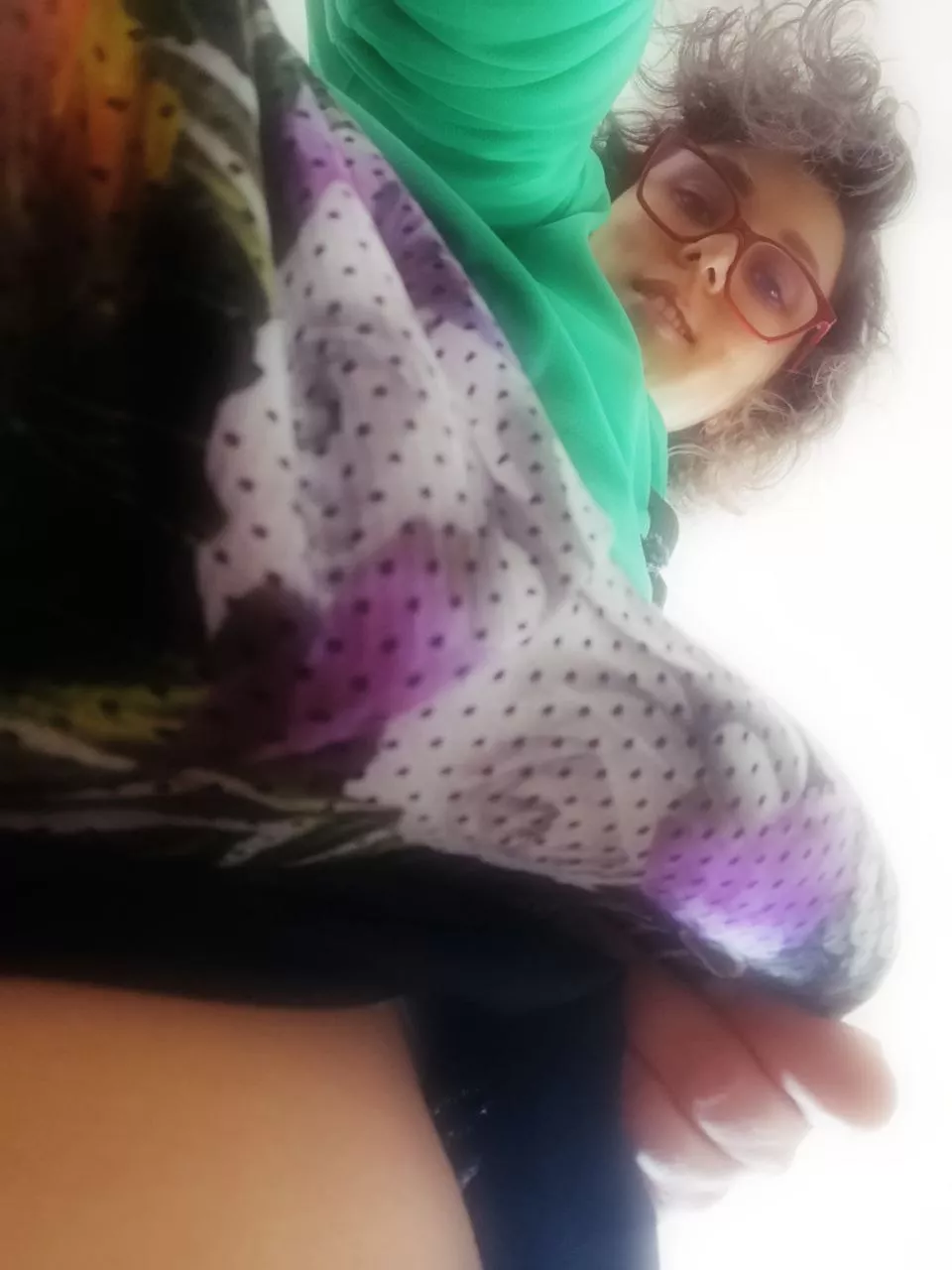 Aww, look at you, in your knees for me, looking at my bulge, ready to suck it >:)