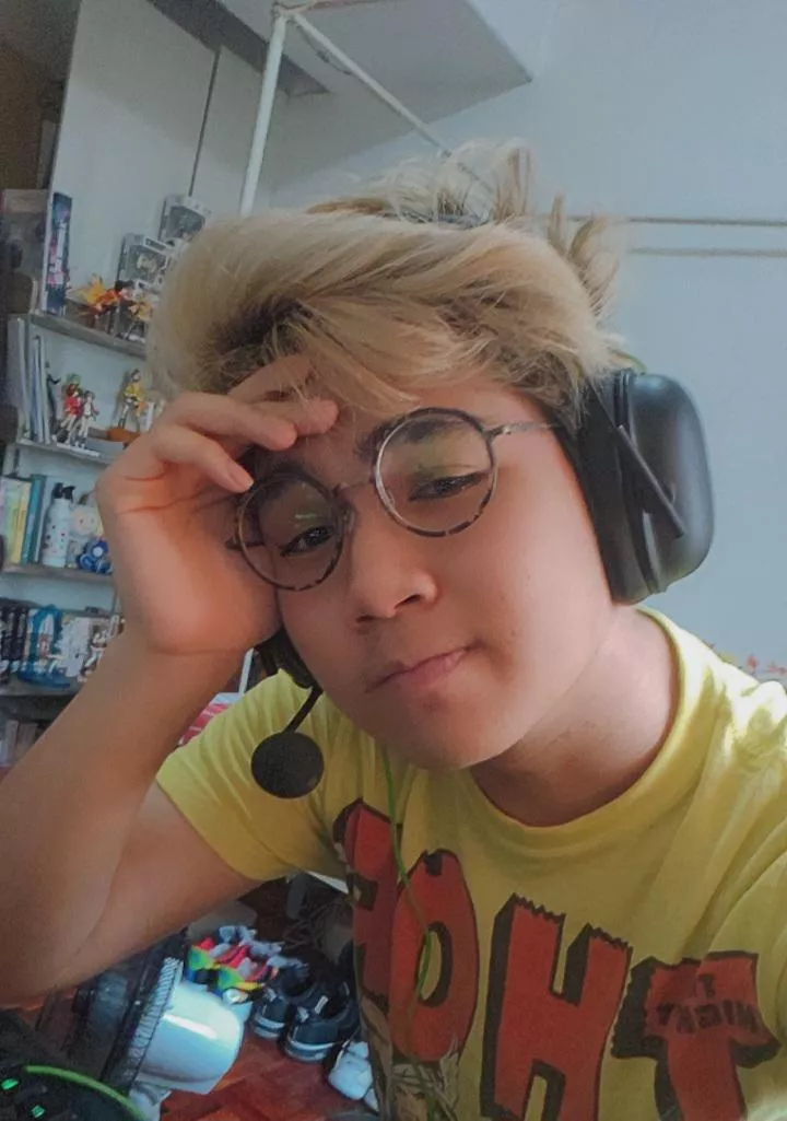 Classes are killing me, anyone wanna play Overwatch with me?