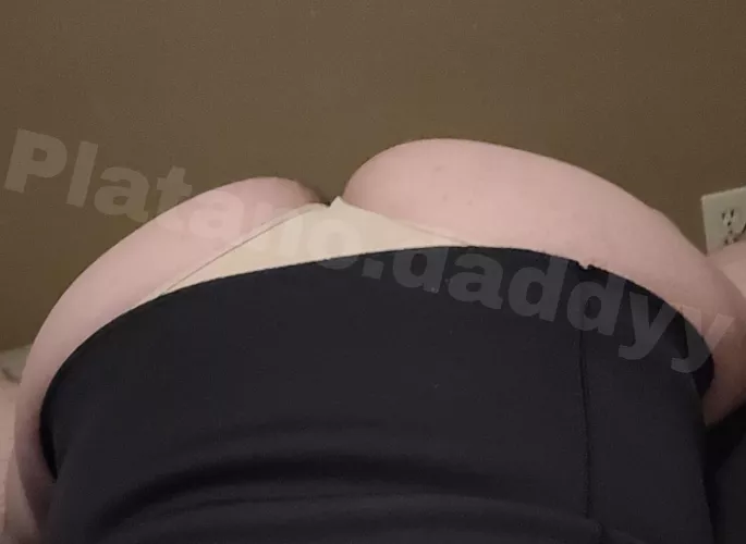 cum slam your big dick in my ass 🥹