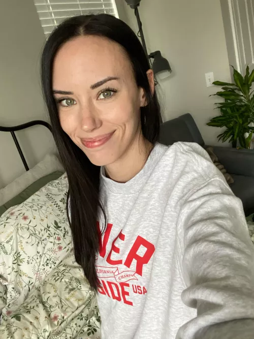 [F]avorite cheesy pick lines go… I’m studying to become a historian. I’m especially interested in finding a date 📚