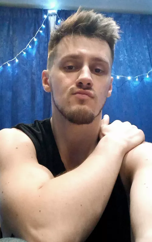 Feel pretty crappy today, and have no motivation for faking it. Any words of support would be appreciated.