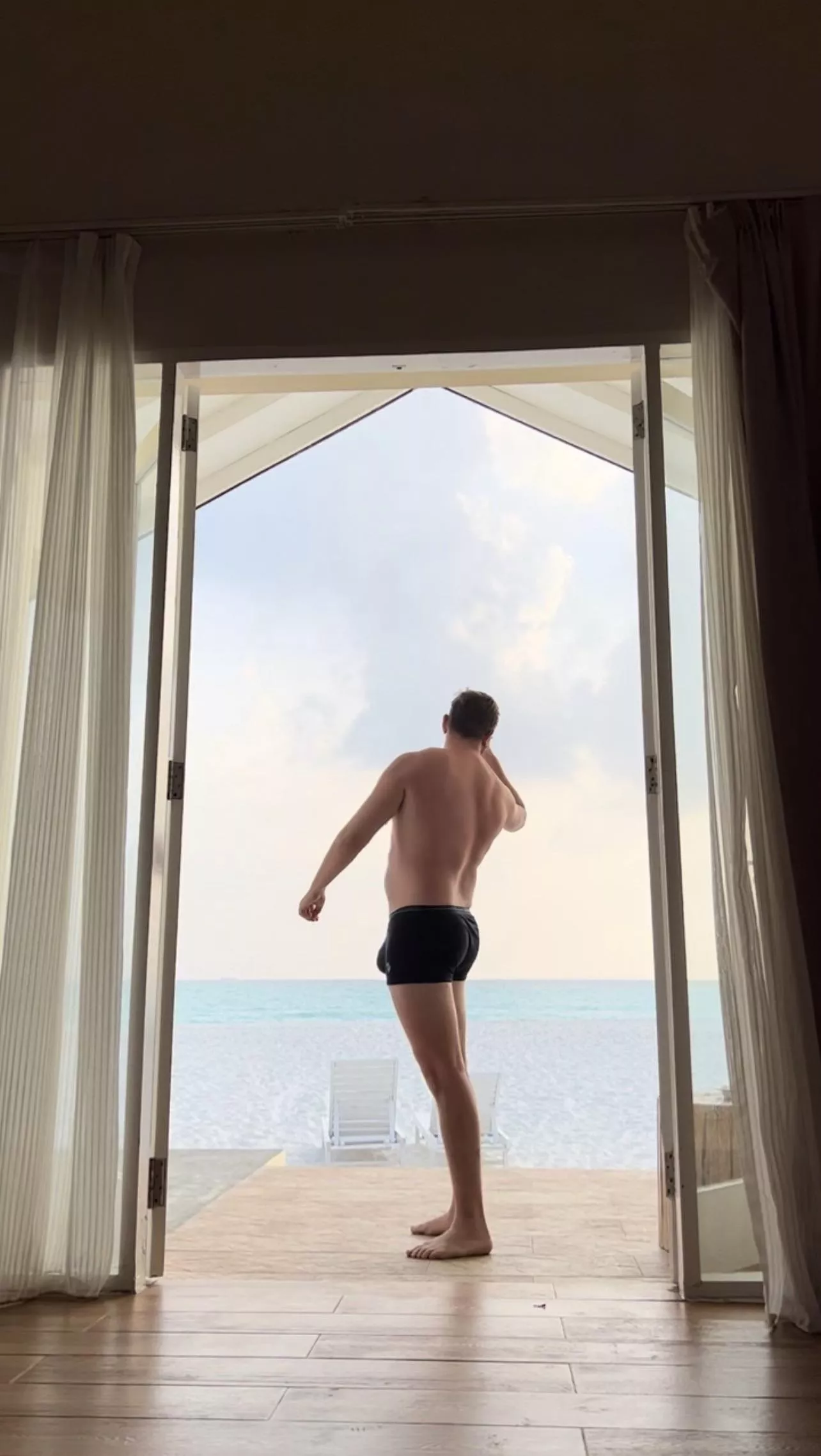 From the eyes of a French fan in Maldives