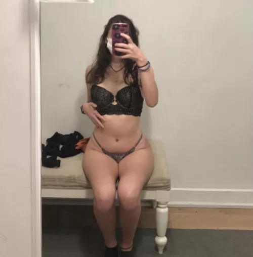 Girlfriend needs another cock to sit on. DMs are open. Stroking 20 F