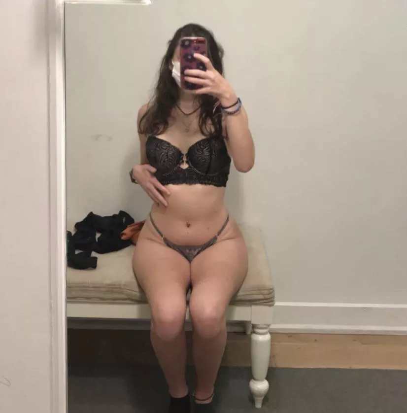 Girlfriend needs another cock to sit on. DMs are open. Stroking 20 F