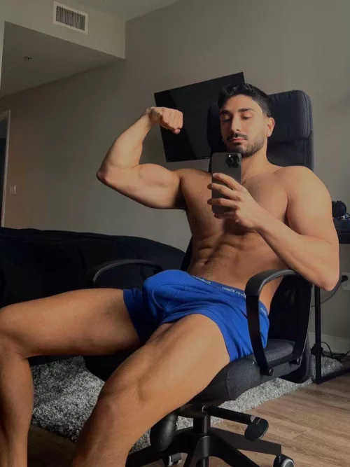 got something for u to play with