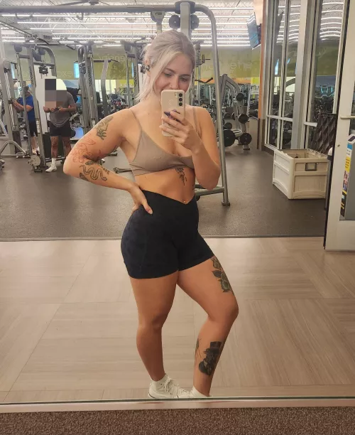 Happy it's Thursday! Not happy it's 4:30am