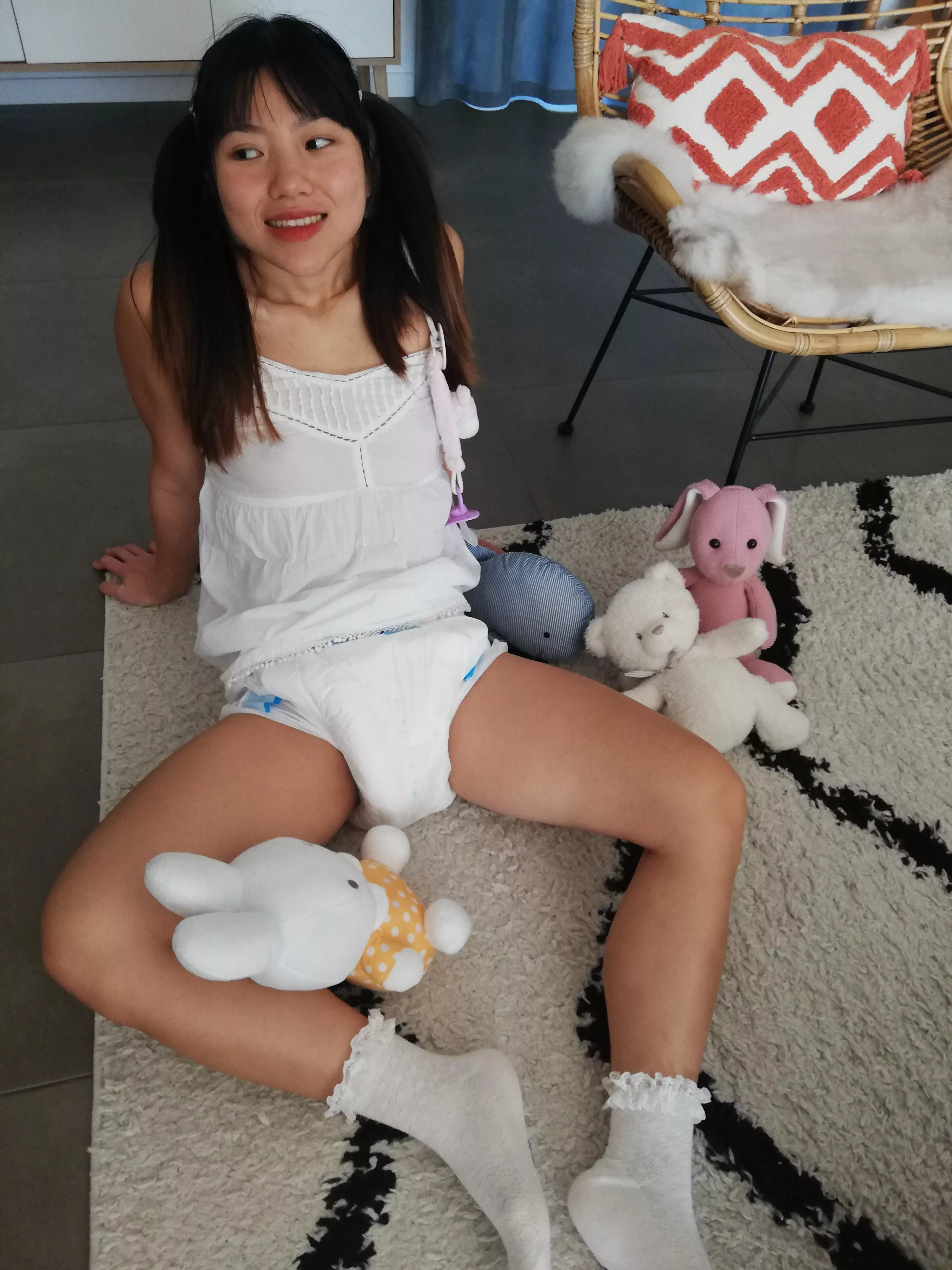 happy Wednesday from me and my stuffies 😘😘