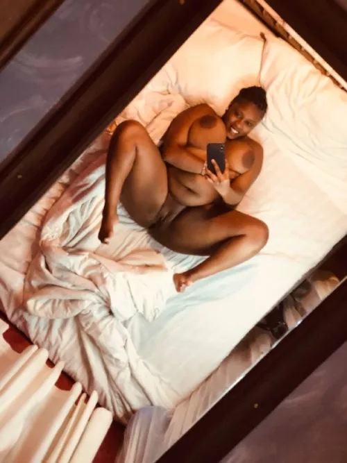 I don’t see many black girls here, so would you actually fuck a girl like me? (f)