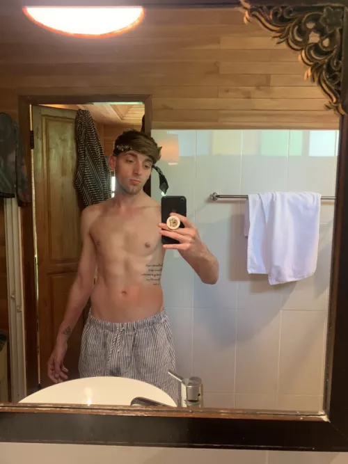 I really liked this mirror! 😏