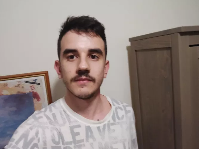 I used to post every day due to my BDD. I stopped on September after 2,5 years. Said I'd be back in March so here I am! Read the comments please!