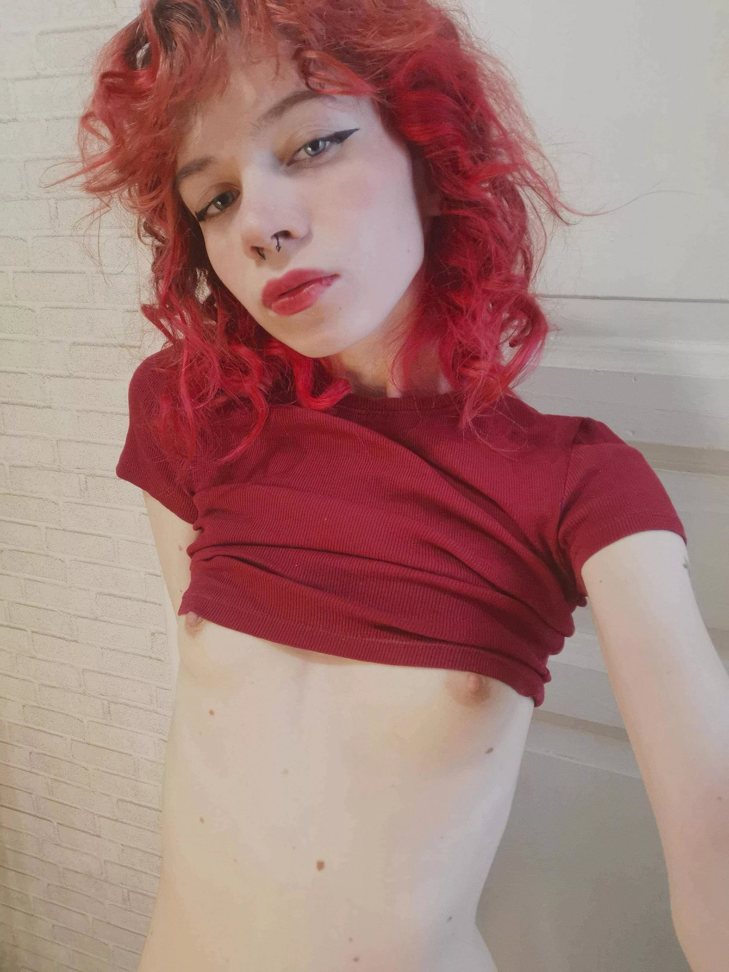 I'd send you selfies like this throughout the day if I was your girlfriend