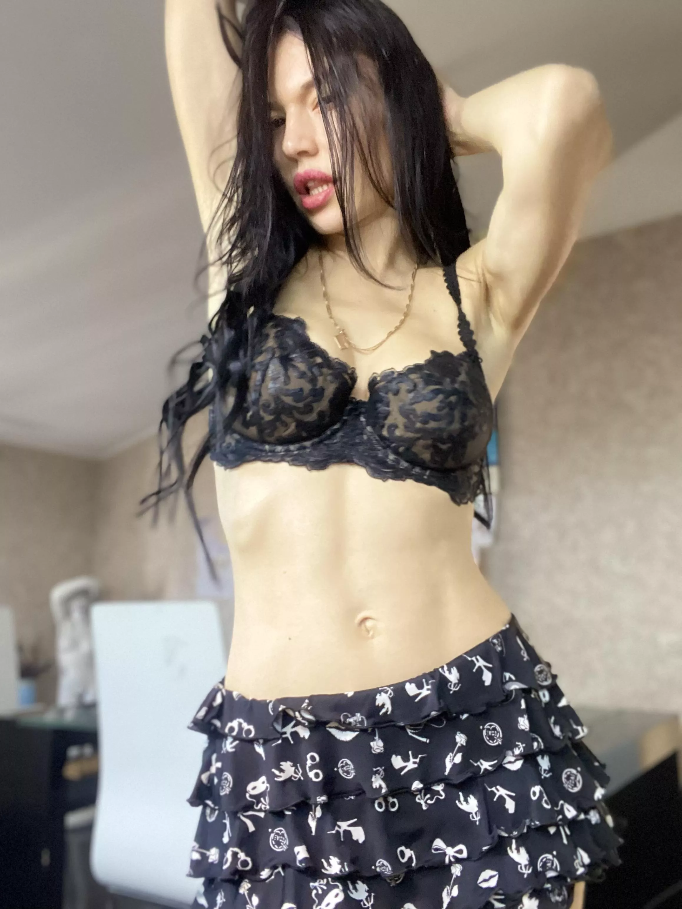 Imagine you just woke up and I'm in front of you like this.