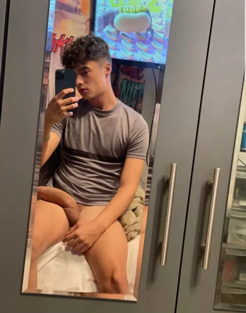 It is even bigger when it's hard👀