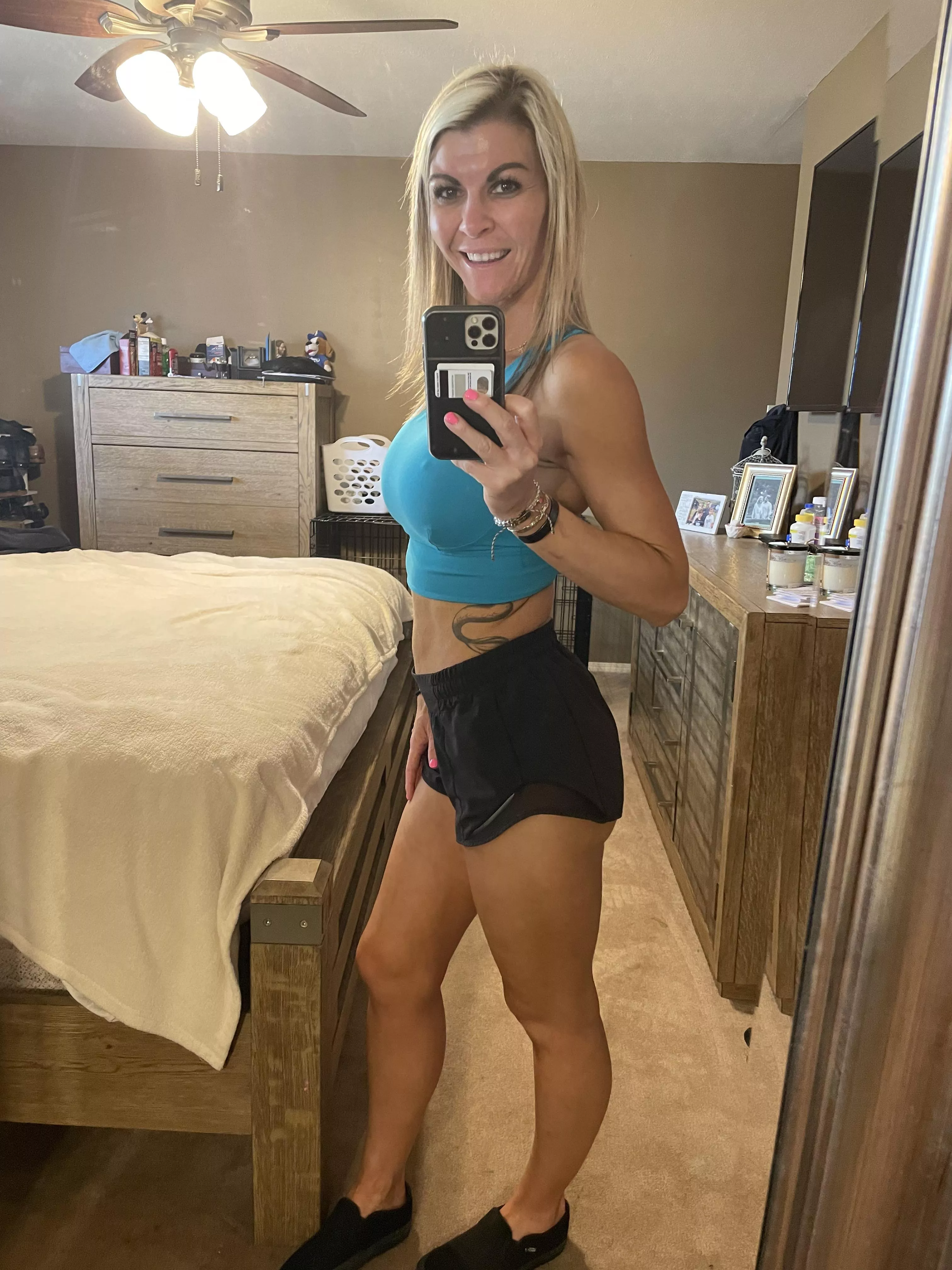 Just a very real very fun small town MILF!