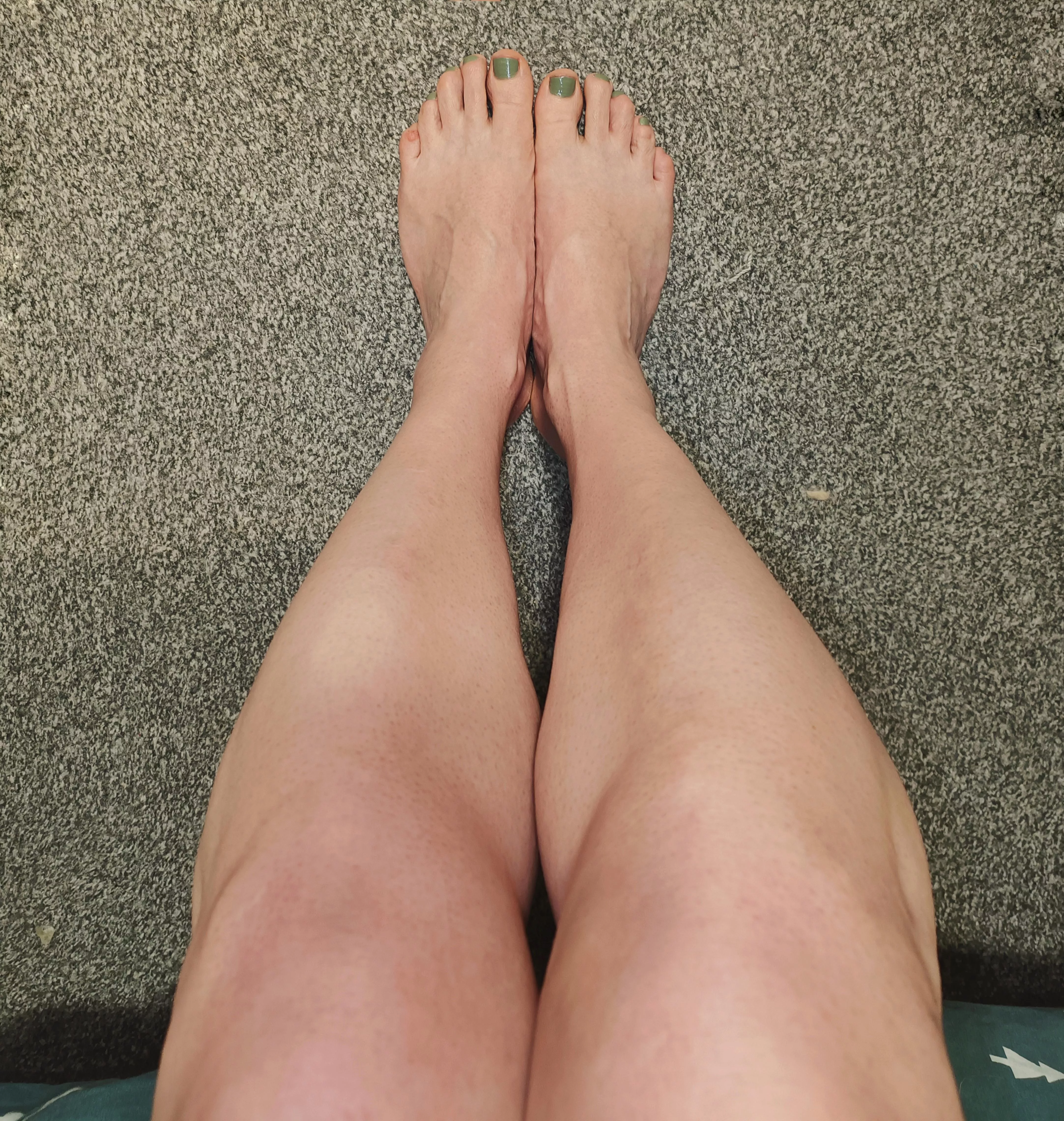 love my new green polish 🥰