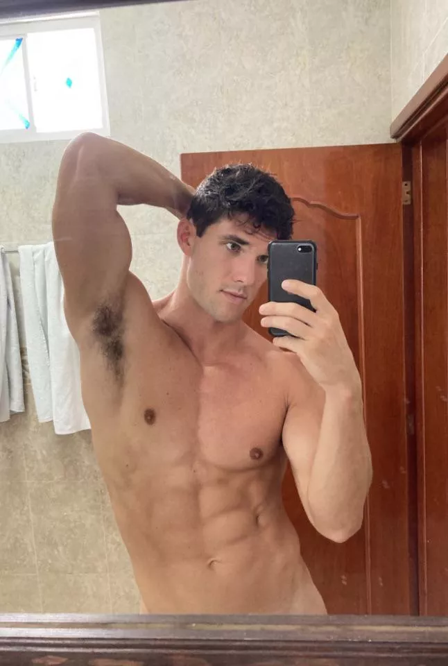 Love when you sniff my pits