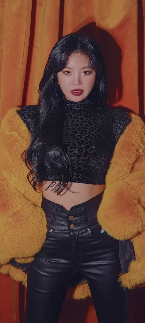 m20, anyone into exchange hot kpop idols?