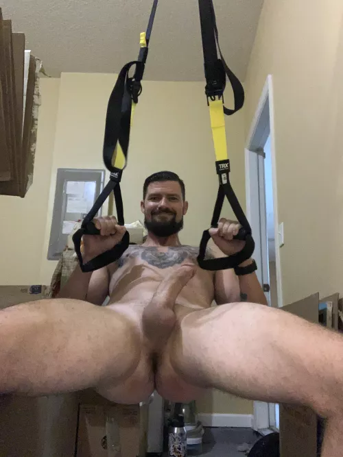 Morning workouts are the best. Who wants to spot me?