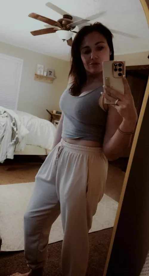 new teacher boobs are looking quite nice 😊