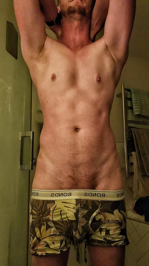 Reach for the skies! If thats too high, reach for me