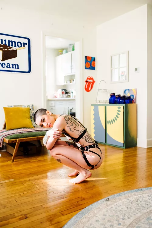 Ready and waiting for you 🖤⛓️