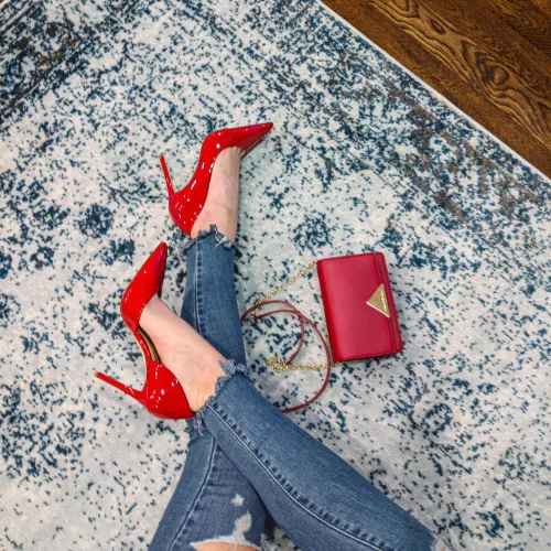 Red patent leather is my favorite ❤️