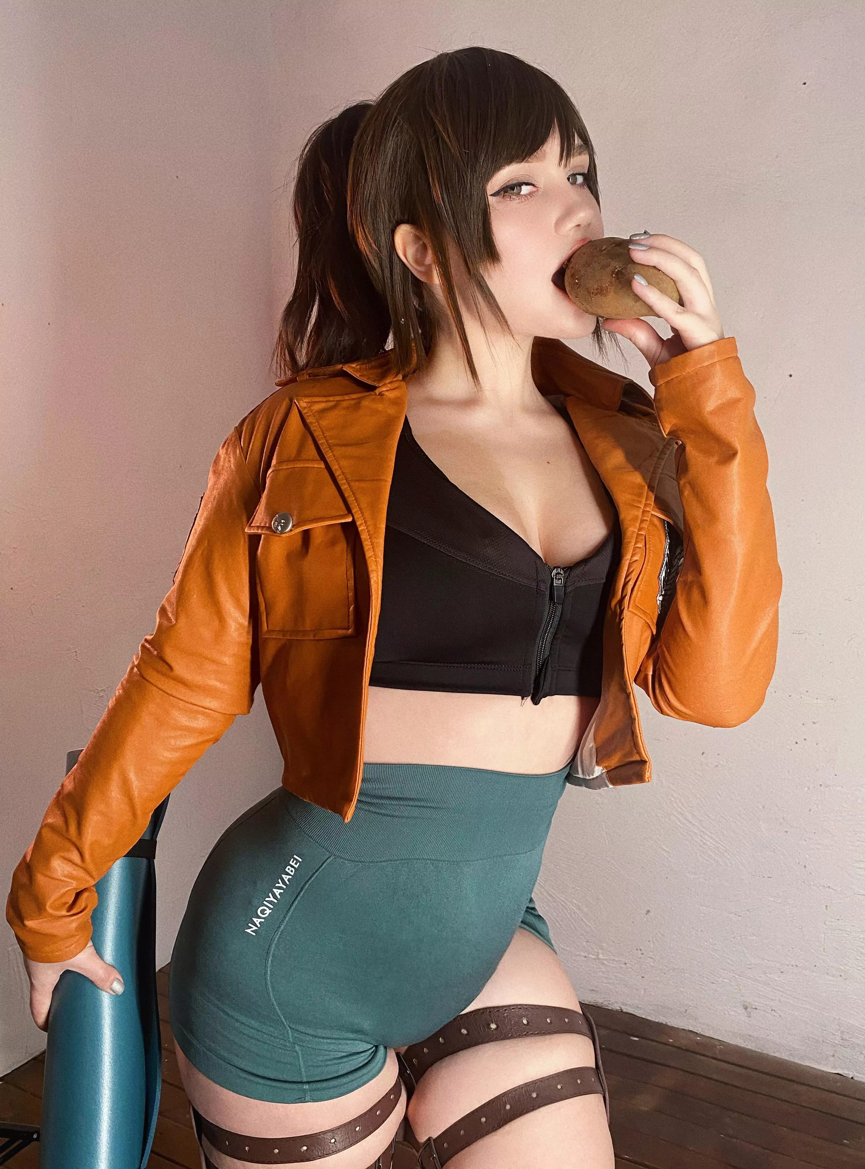 Sasha Braus (JyuSan) [Attack on Titan]