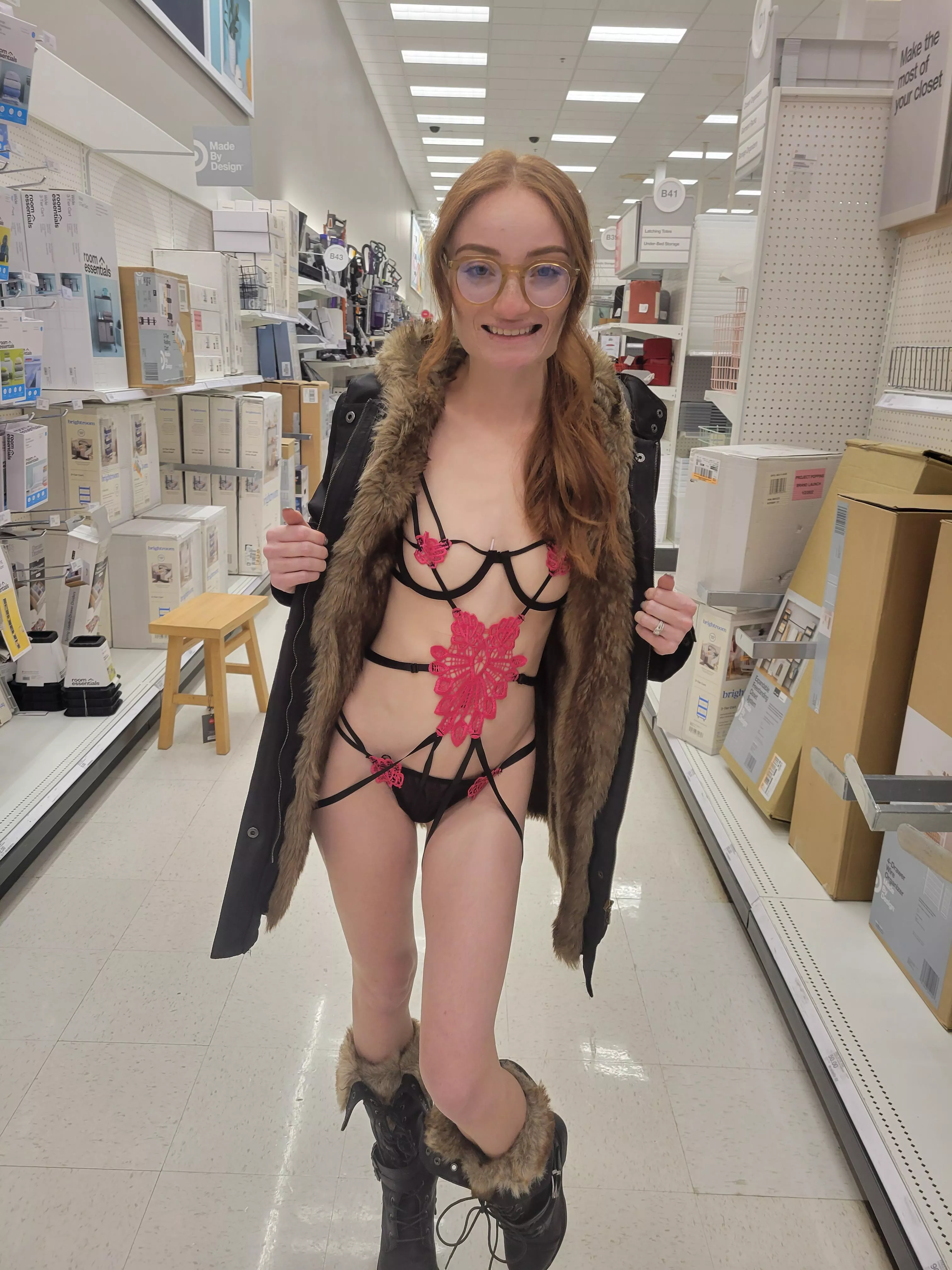 Showing off my outfit