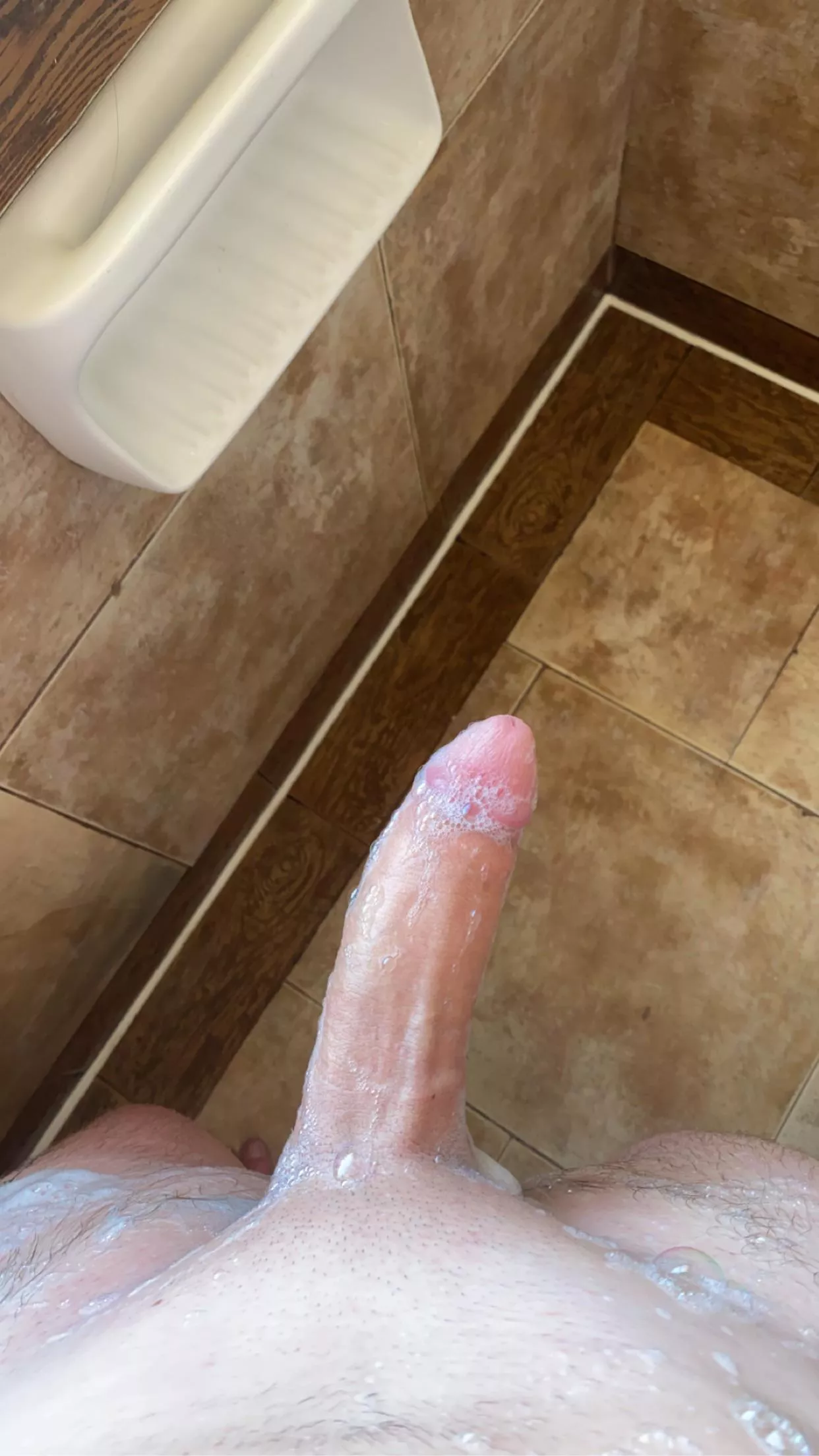 Who can suck me dry👅