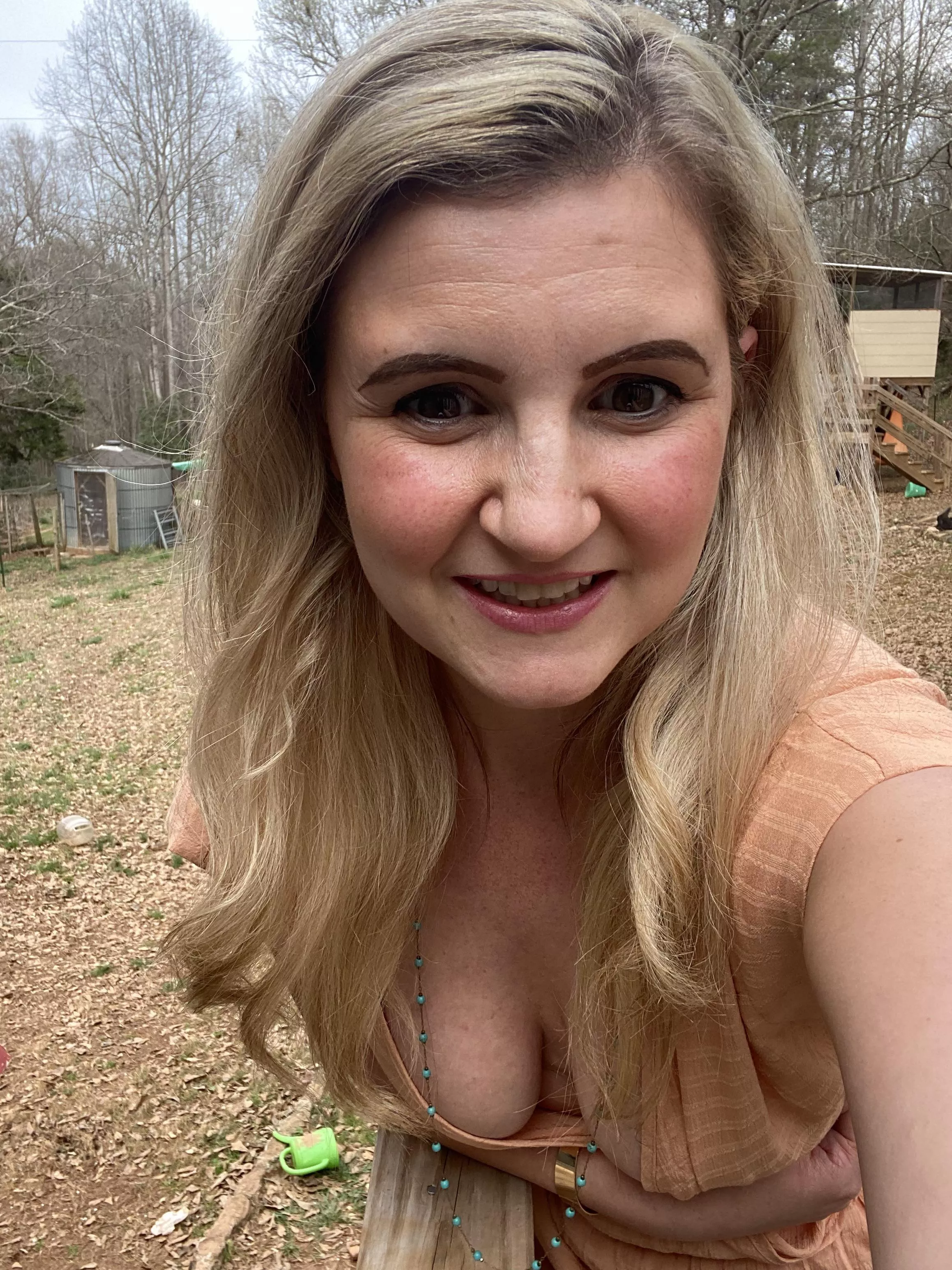 Would you garden with this mom