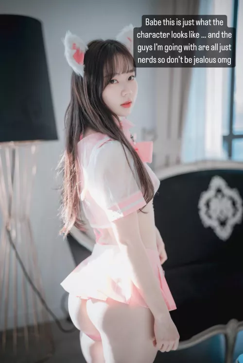 Your girl is going on a weekend long anime expo with her “ nerd “ friends… sharing a room was cheaper