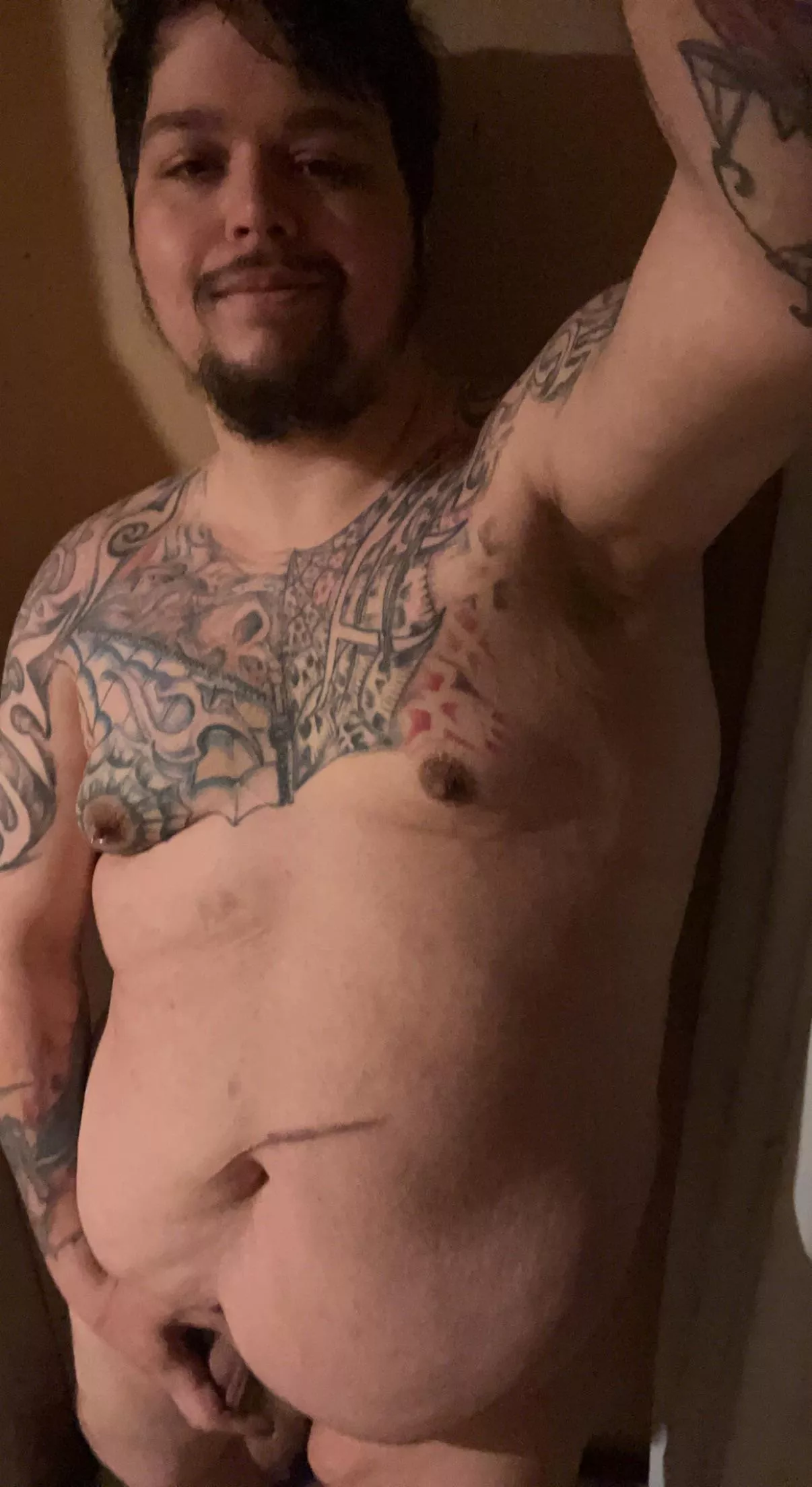 Any love for big and tattooed? Always welcome to DM :)