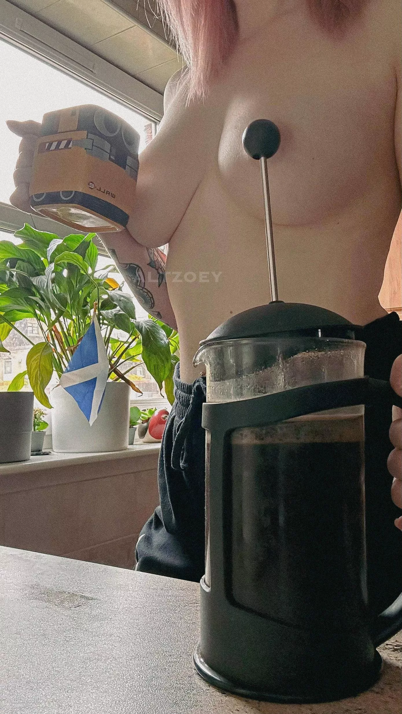 Coffee is best served naked