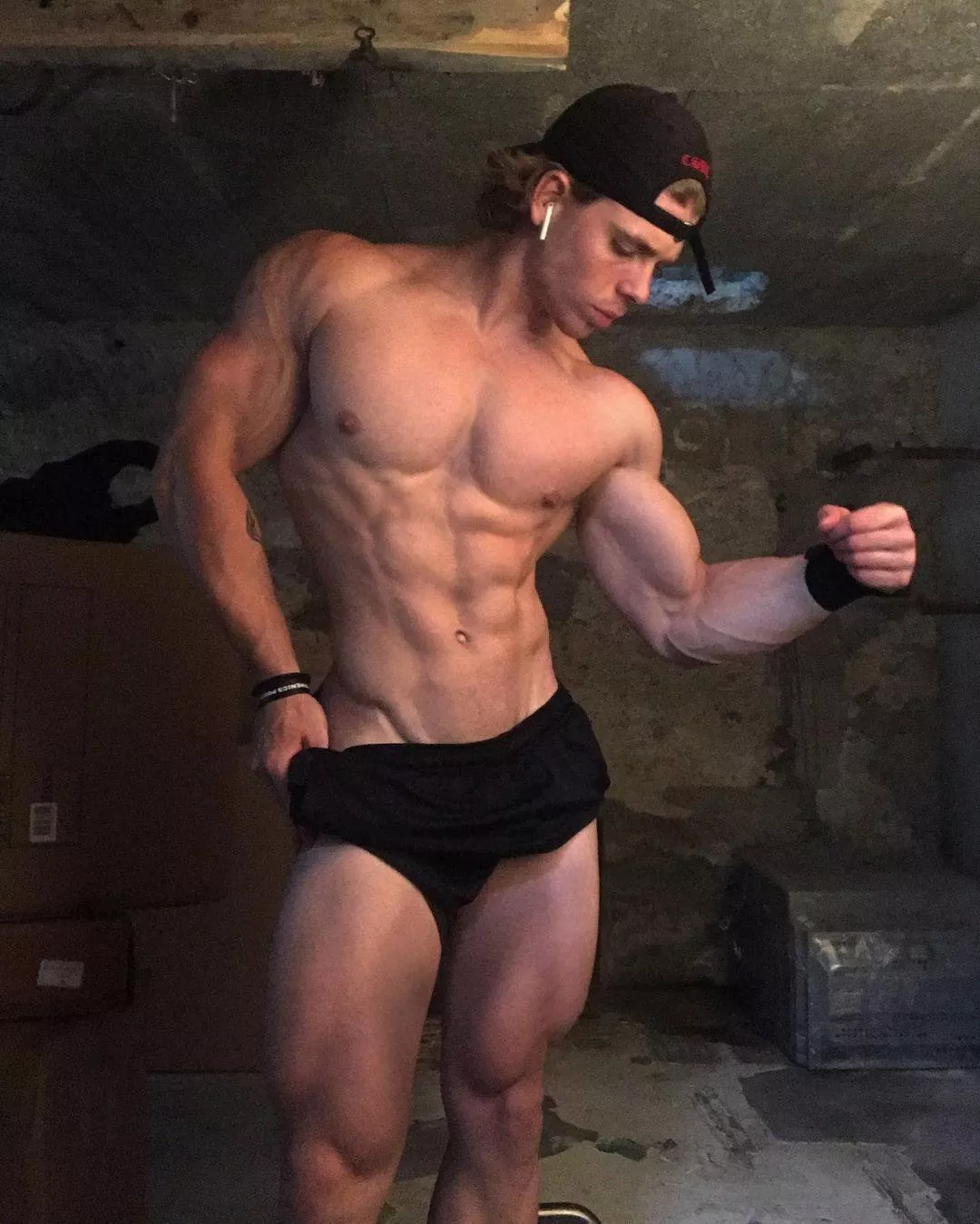 come undress me... DMS open!