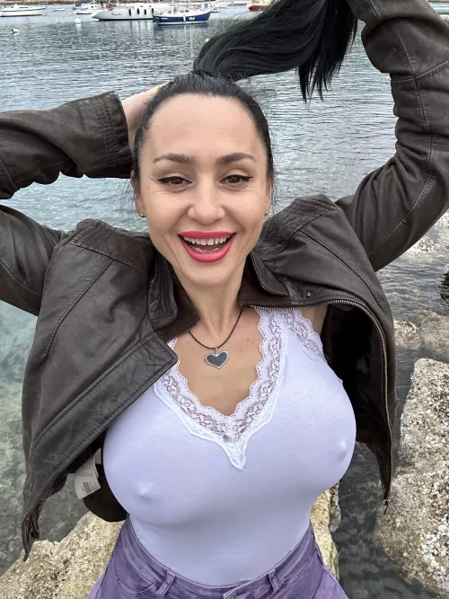 Do you know how to dance Let's do the horizontal tango.