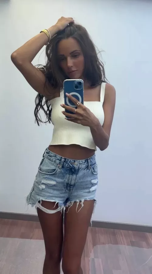 Do you wanna play with me?