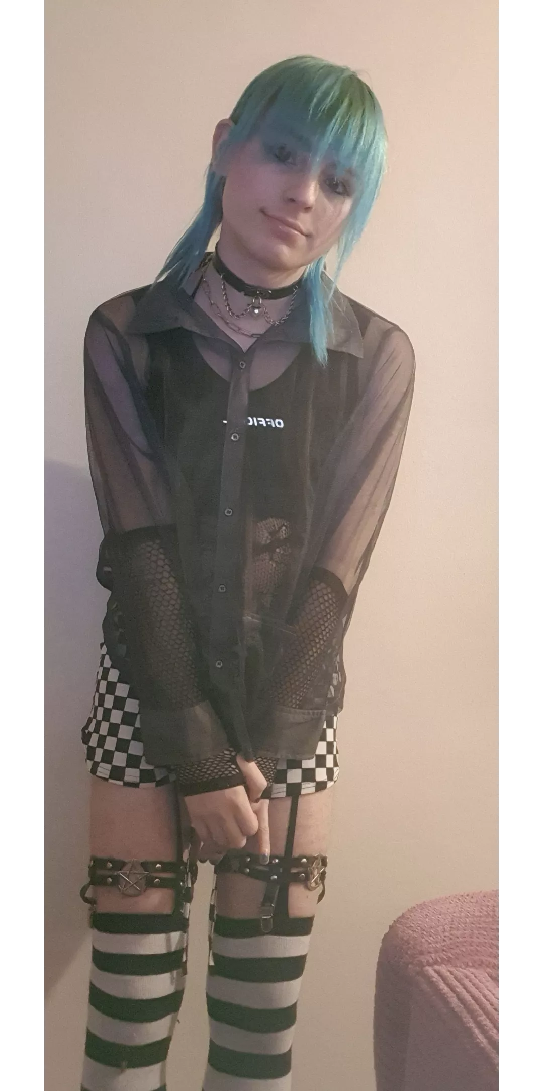 finally wearing clothes I like <3