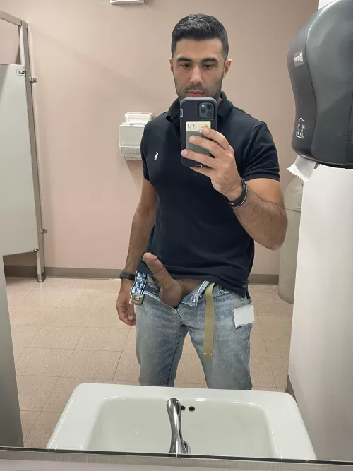 Follow me to the bathroom?