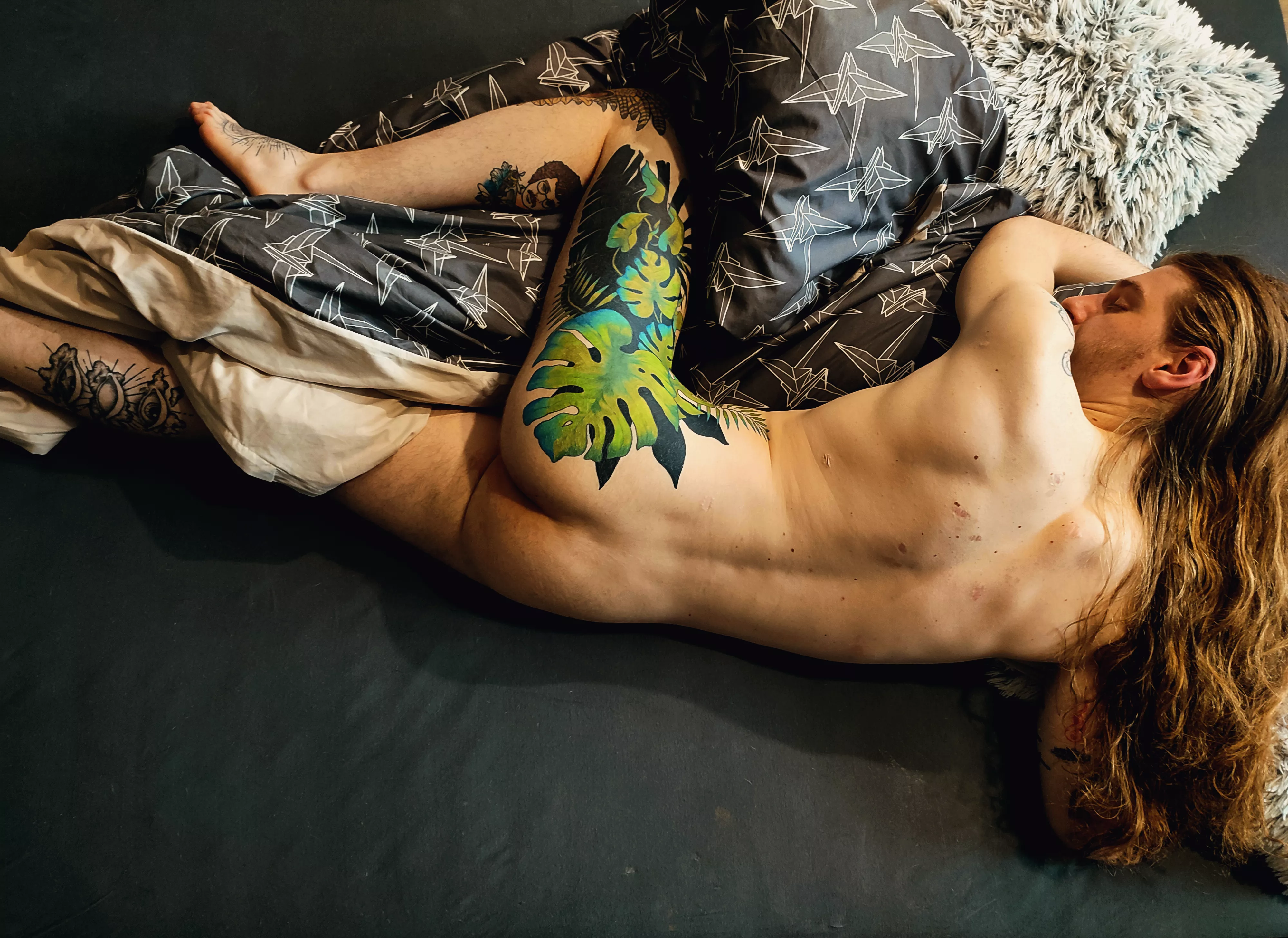 gonna spend whole weekend in bed...