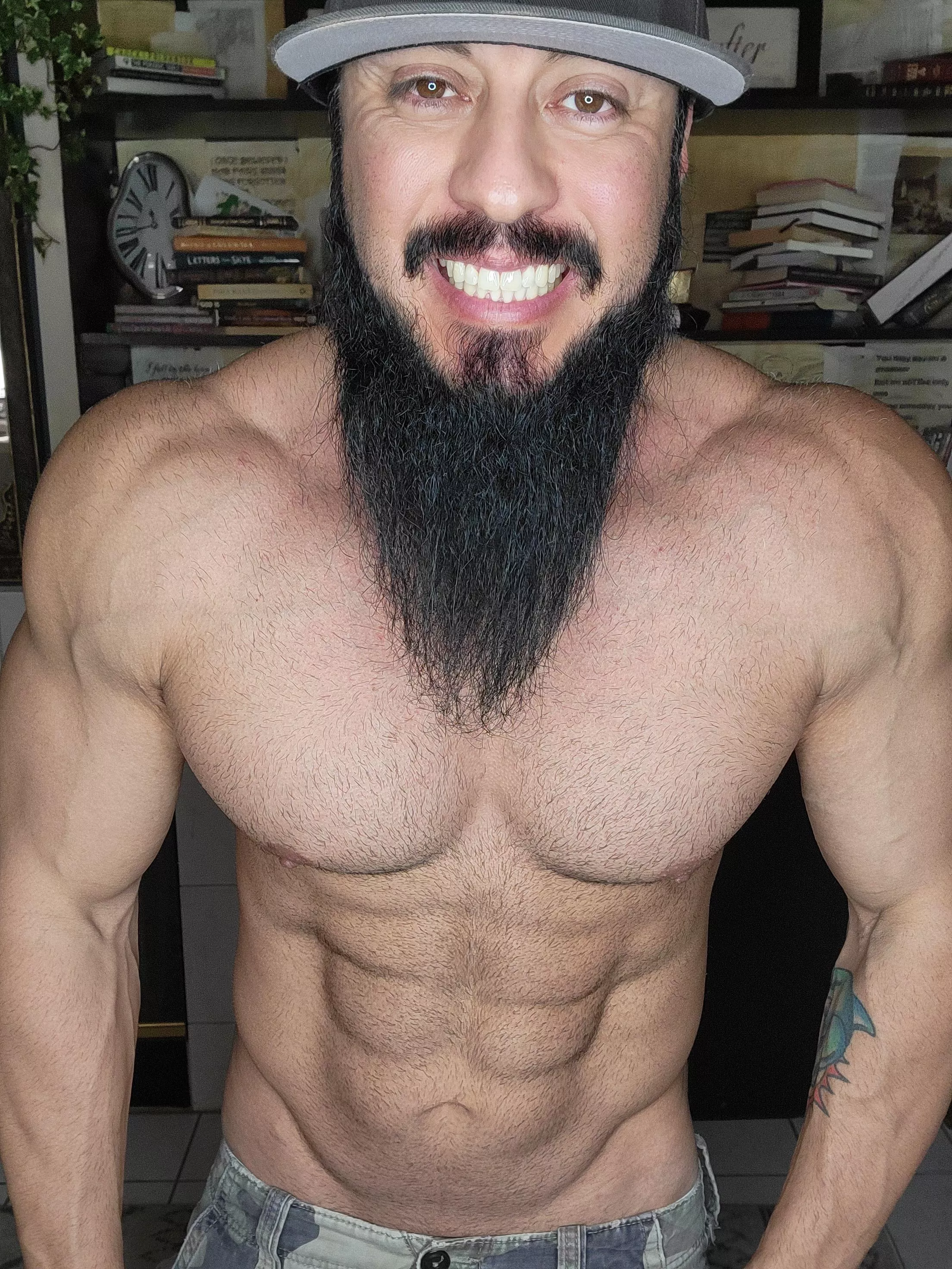 hello! I'm Jason! what you think of my chest?