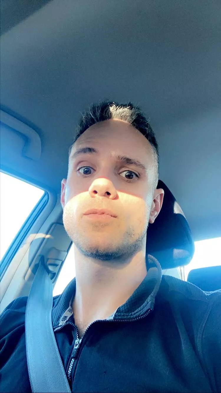 I may have taken advantage of lighting and like 1 filter to highlight my “Rogue streak”