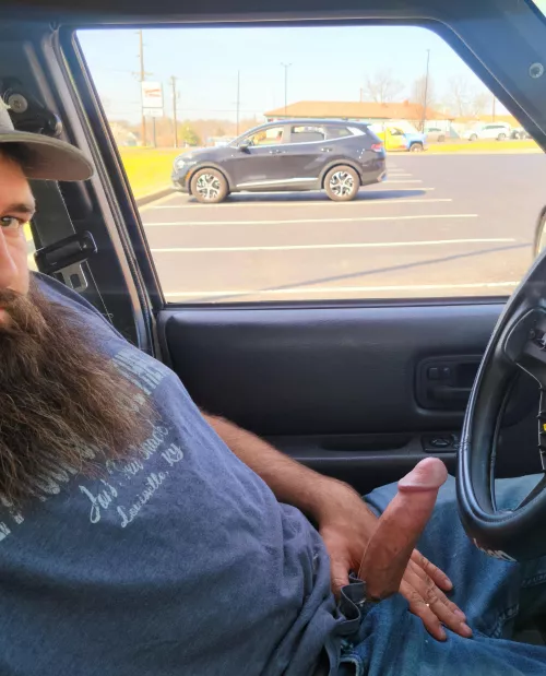 Keep your eyes peeled while having lunch!!! You just may see more then you bargained for!