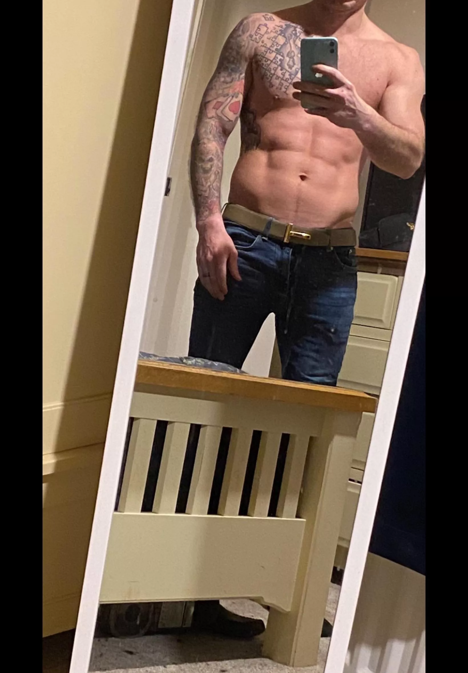 Let’s role play… you be McDonald’s and I’ll be Burger King, I’ll have it my way and you’ll be loving it 😈